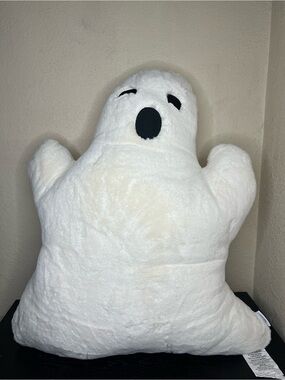 NEW Martha Stewart 28”x35” Koda Large Shaped Ghost Pillow